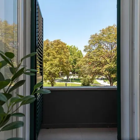 Nevena Apartamento